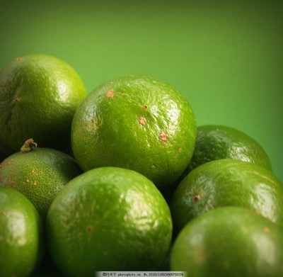 柠檬 不只是酸涩，更是健康与风味的黄金宝藏